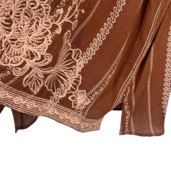 SAVANNA JANE Brown Bohemian Embroidered Peasant Blouse Lightweight Plus size 2X - Picture 4 of 8